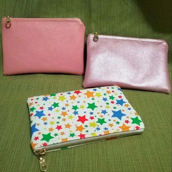 3/$20 Cosmectics Leather Purse (Sets of 3). - Picture 3 of 7